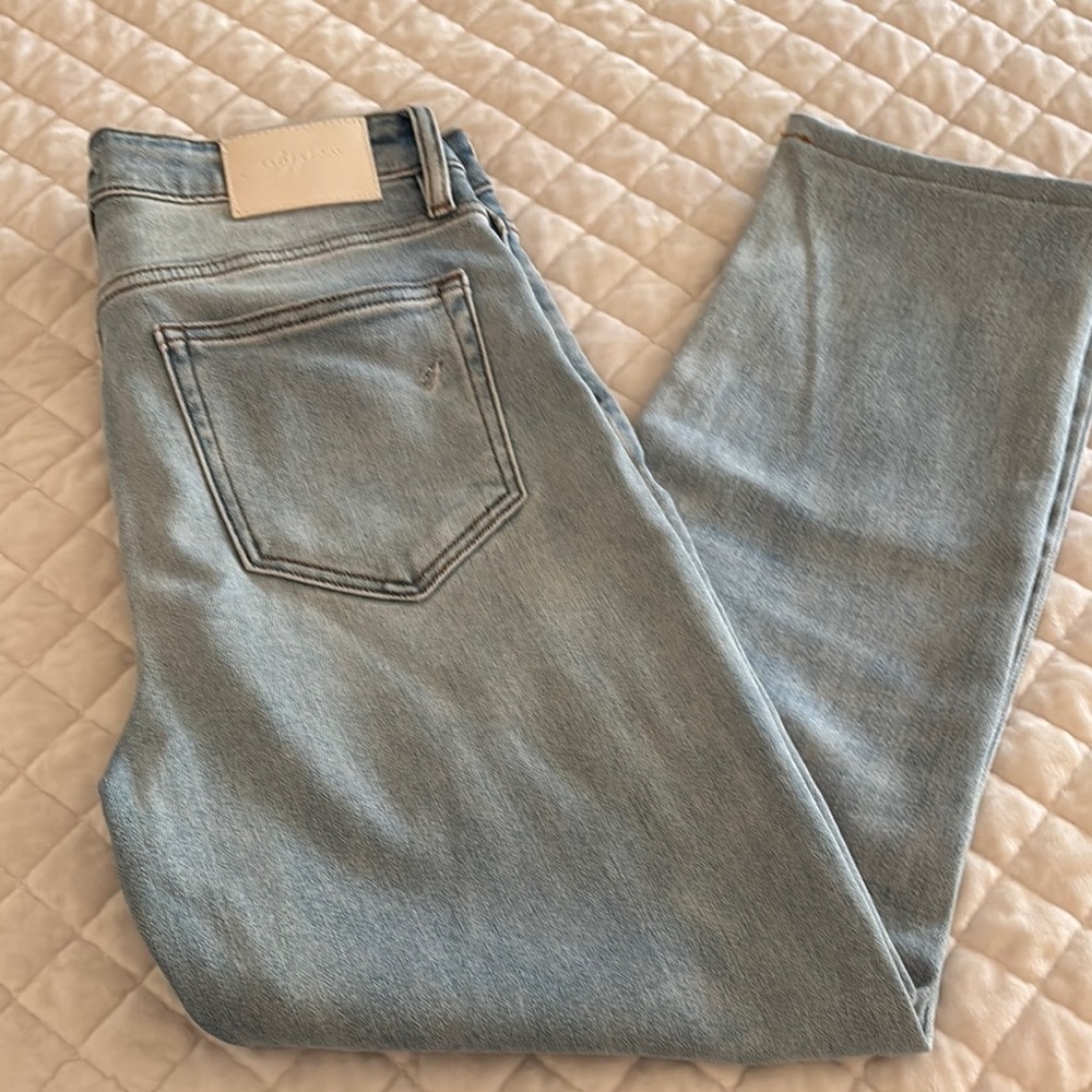 CJLA Carly Jean Los Angeles Brooke jeans. Size 9  .